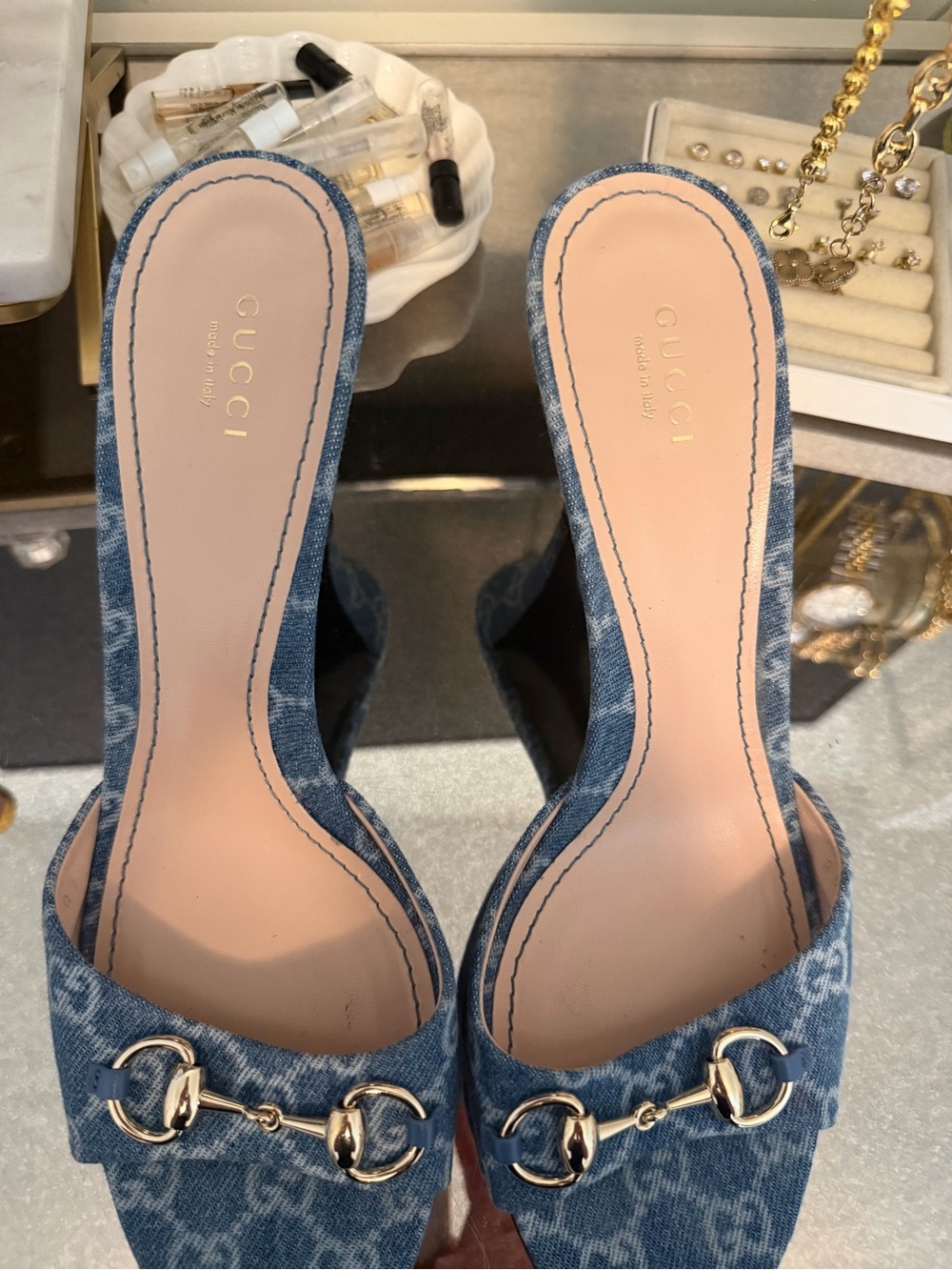 Erin Horsebit GG Monogram
Sandal - Picture 2 of 12